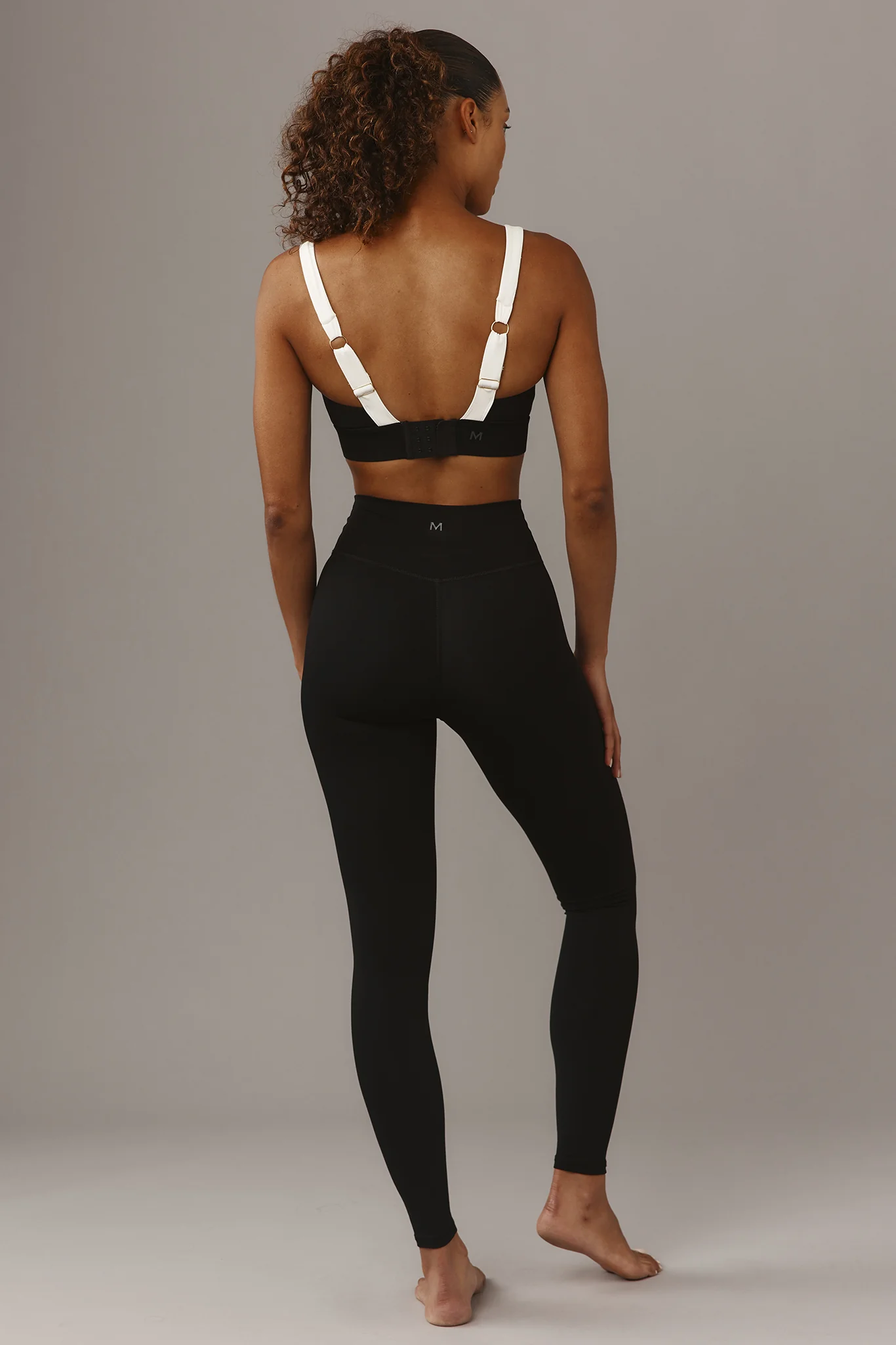 Acadia Legging 27" - Black - Image 8
