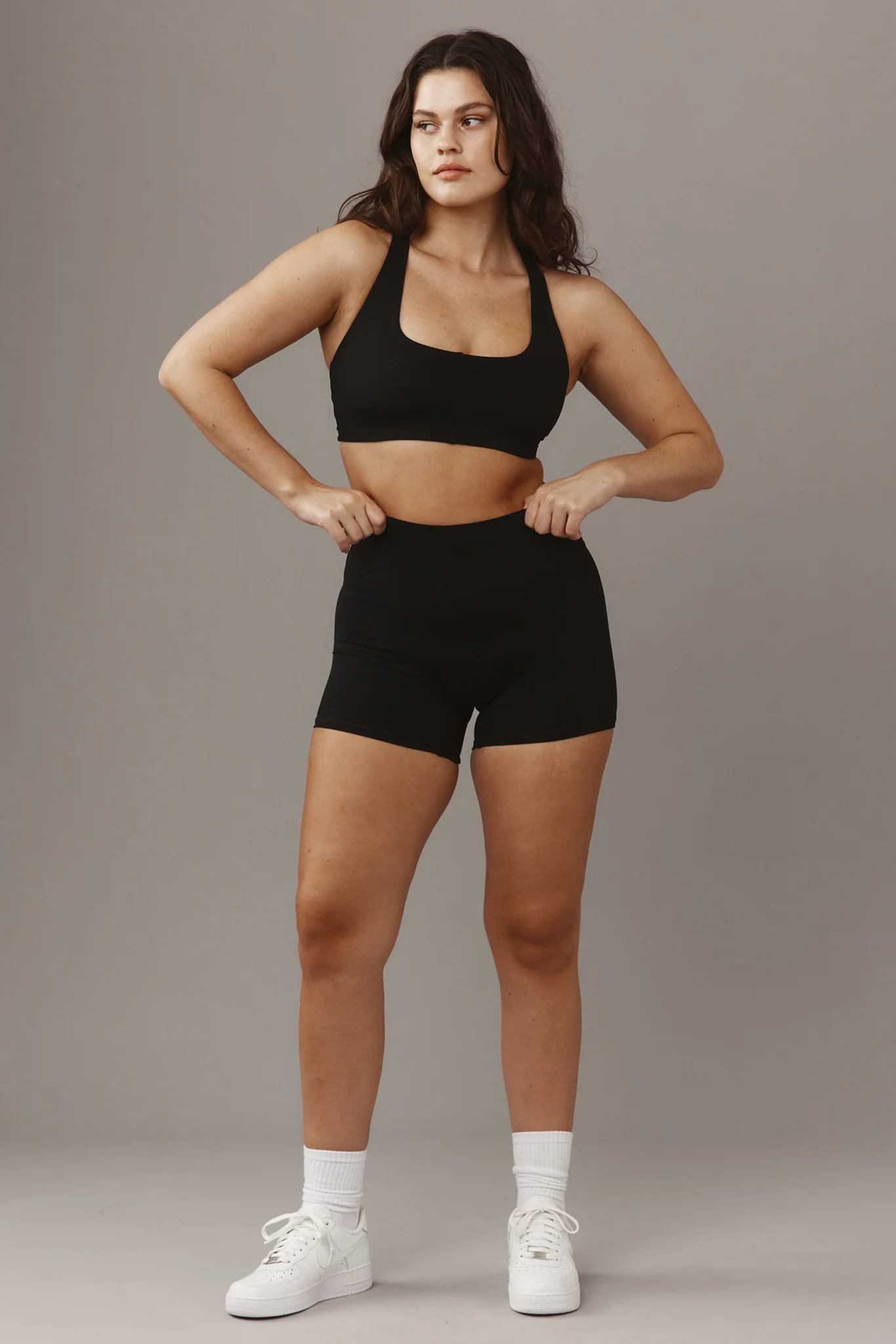 Elysian Short 4.5" - Black - Image 11