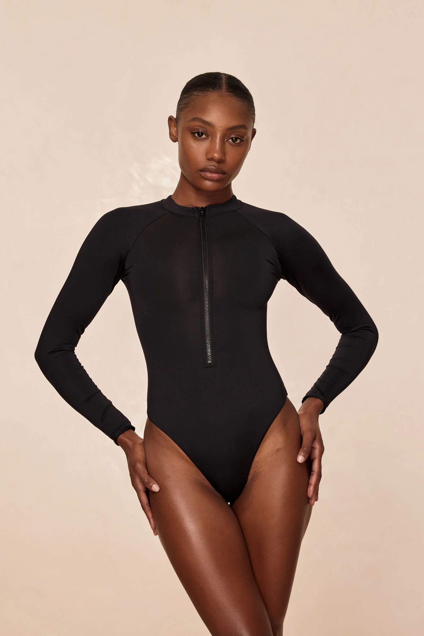 Hilo One Piece - Black - Image 3