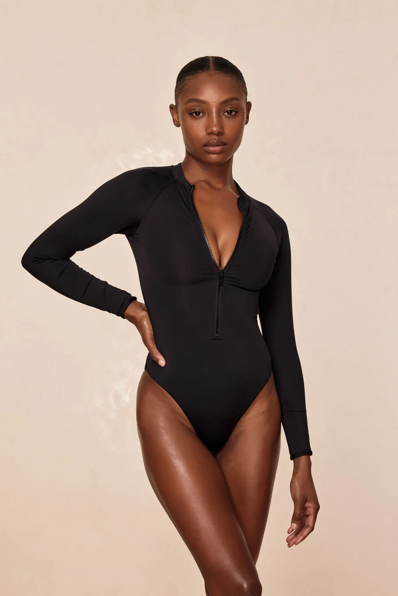 Hilo One Piece - Black - Image 4