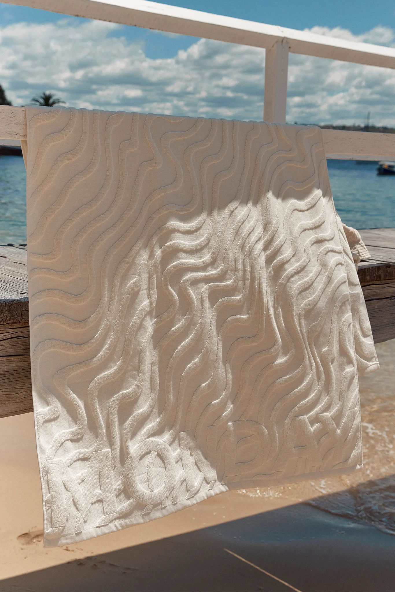 Mare Towel - Terry - Image 4